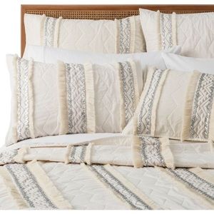 OpalHouse Cream Moroccan Quilt Set